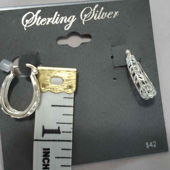 New Jcpenney 925 Sterling Silver Hoops Earrings - Picture 8 of 8